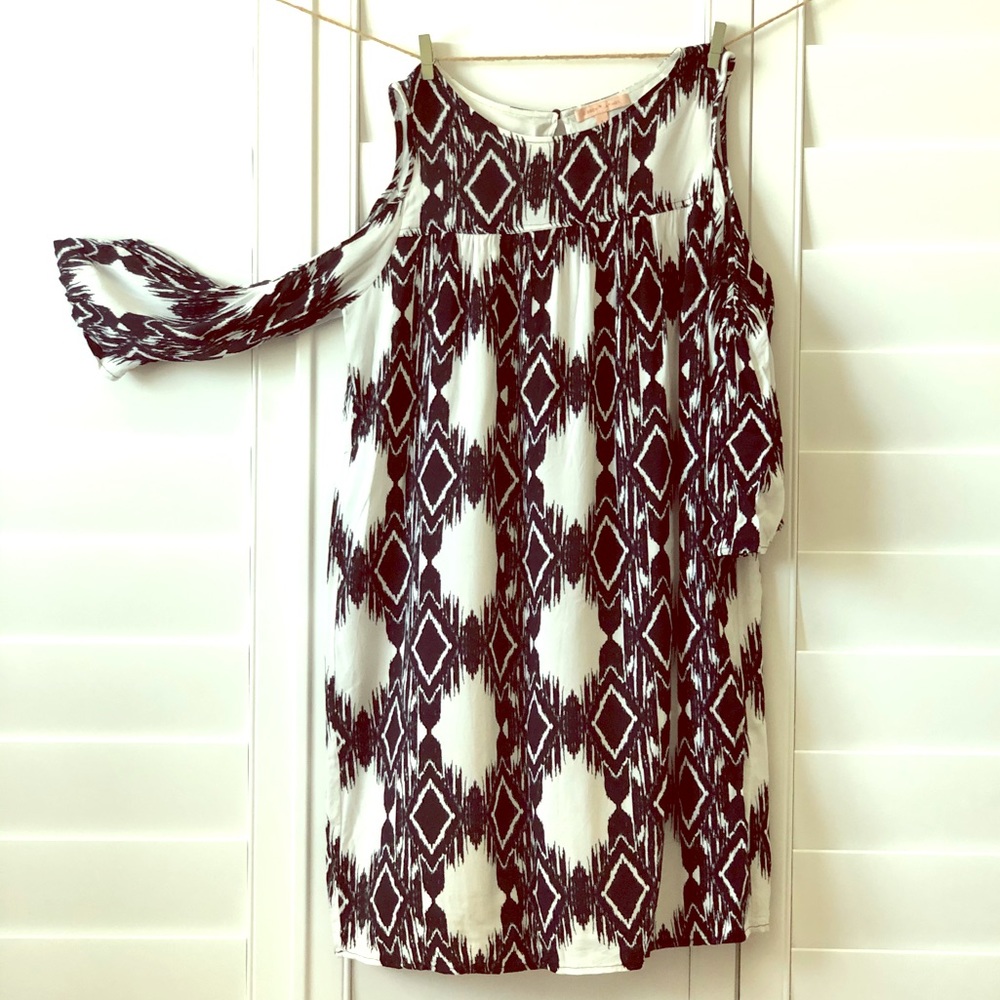 Gibson Latimer cold shoulder Dress